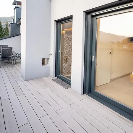 아파트 Poellmuehle Penthouse 티롤 키르흐베르크