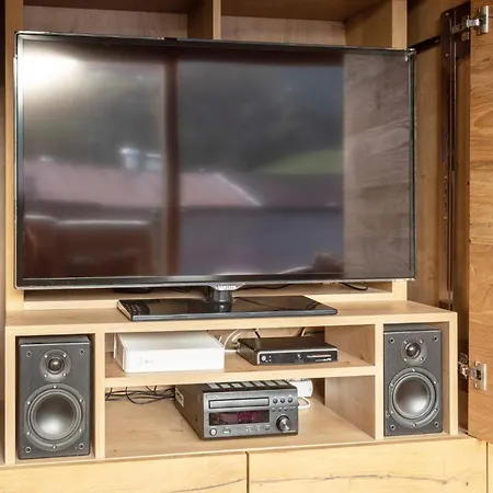 Poellmuehle Penthouse By Alpine Host Helpers *