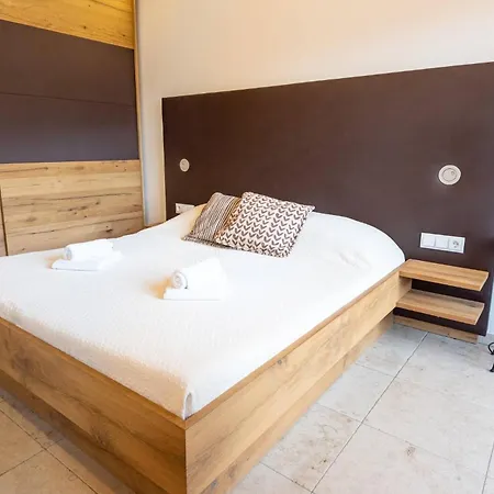 Poellmuehle Penthouse By Alpine Host Helpers דירה